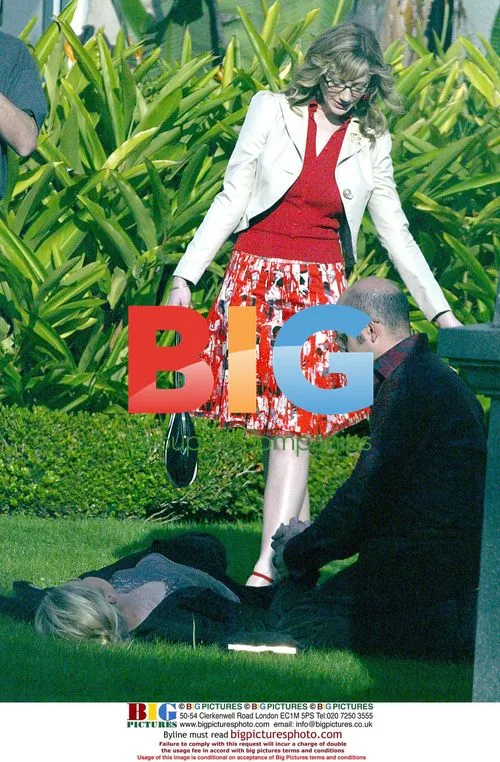 Portia de Rossi filming 'Arrested Development'