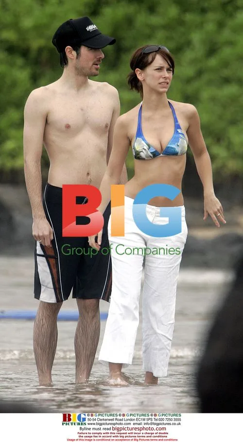 Jennifer Love Hewitt's Romantic Holiday