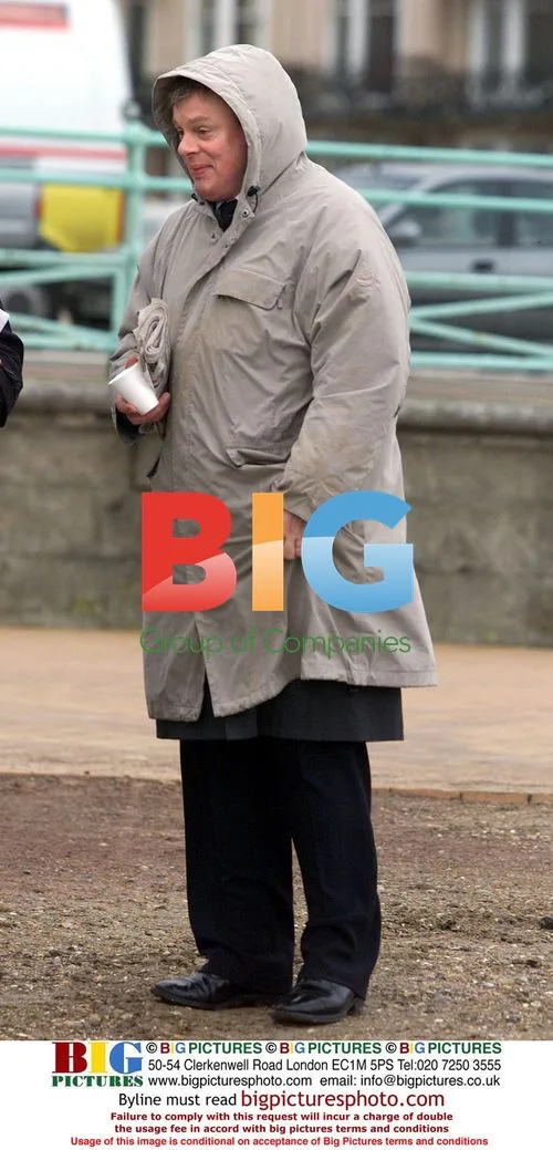Martin Clunes on Brighton Beach