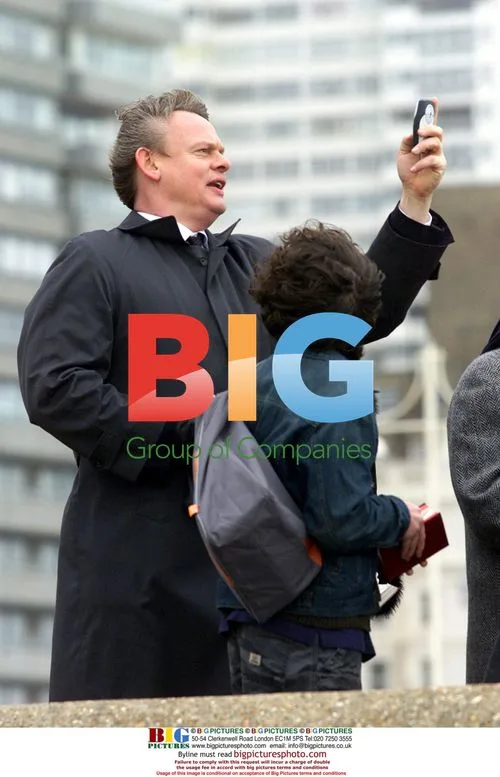 Martin Clunes on Brighton Beach