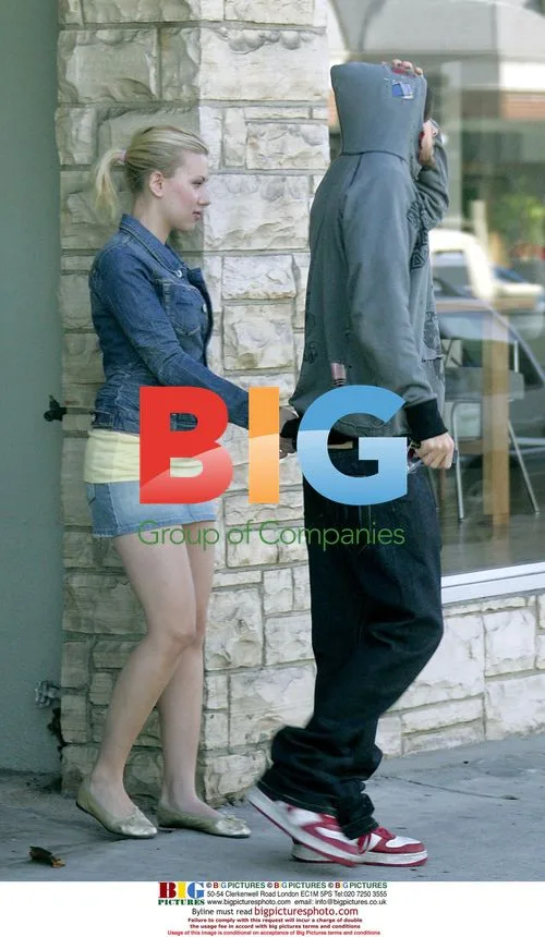 Scarlett and Jared Leto shop in Hollywood