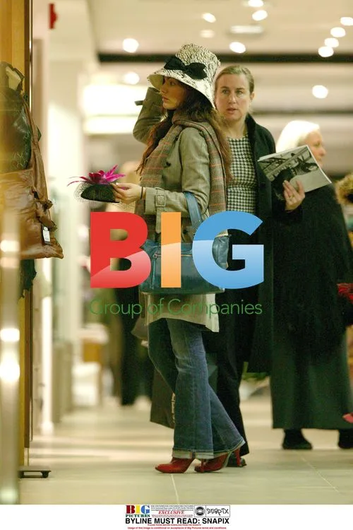 Kelly Brook and Billy Zane shopping in London
