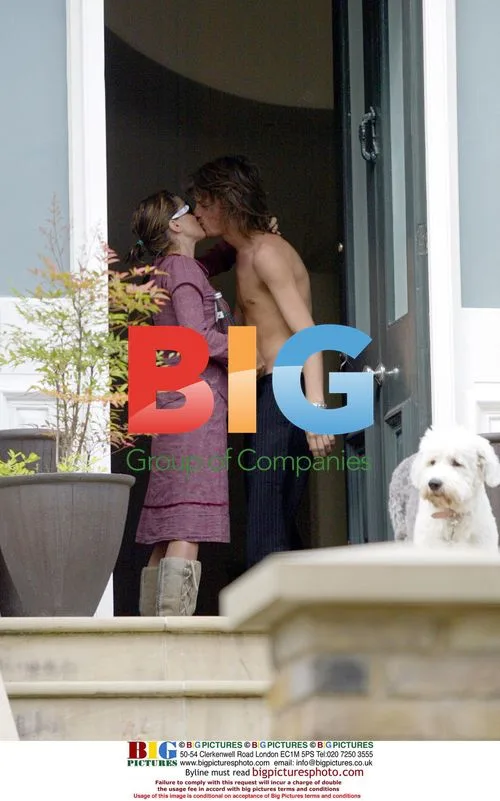 Sadie Frost and Boyfriend Share Goodbye Kiss
