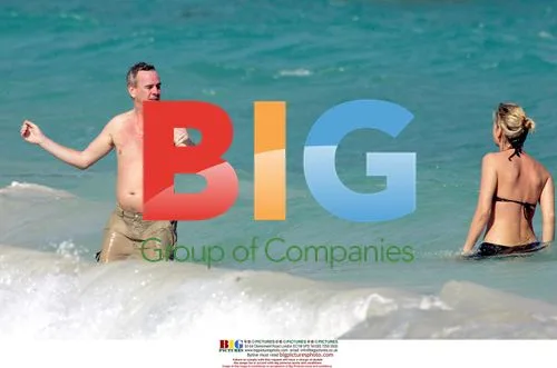 Fatboy Slim and Zoe Ball Splash in Mustique