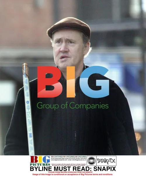 Nigel Planer out shopping in London