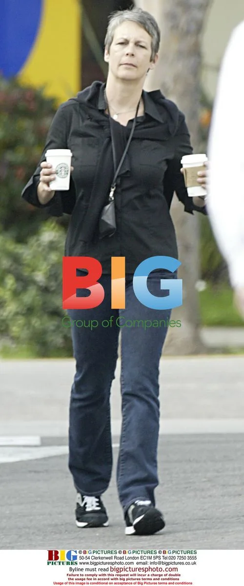 Actress Jamie Lee Curtis gets coffee
