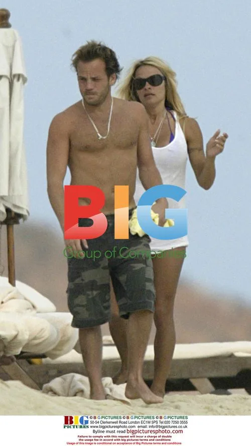 Pamela Anderson and Stephen Dorff on Romantic Getaway