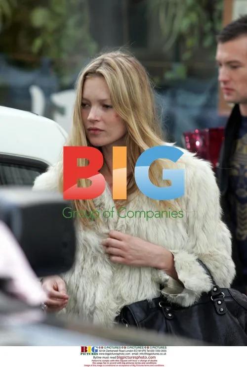 Kate Moss Leaves Restaurant in Bayswater