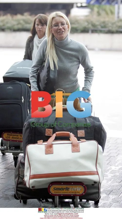 Denise Van Outen shopping in LA