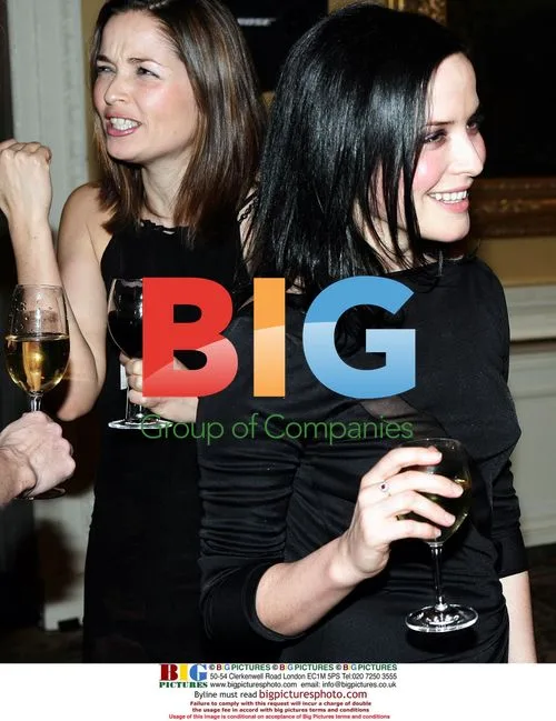 Andrea and Caroline Corr at Dining To Make A Difference