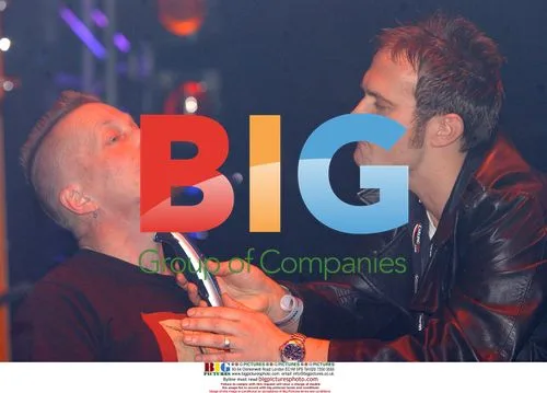 Jason Merrells Cuts 'Brian's' Beard