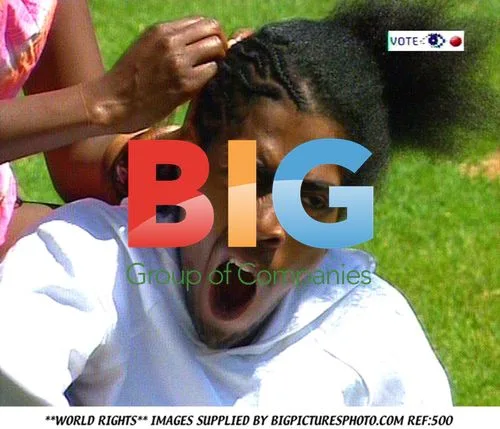 Big Brother 6 Housemates Relax