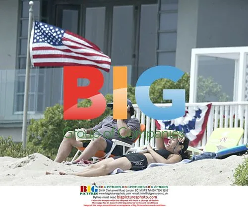 Danny DeVito and Rhea Perlman at 4th of July