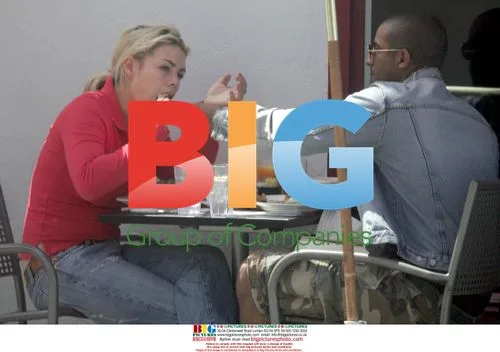 Billie Piper Has Emotional Brunch in West Hollywood