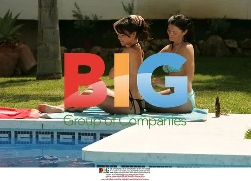 Lisa Scott Lee Relaxing by Pool
