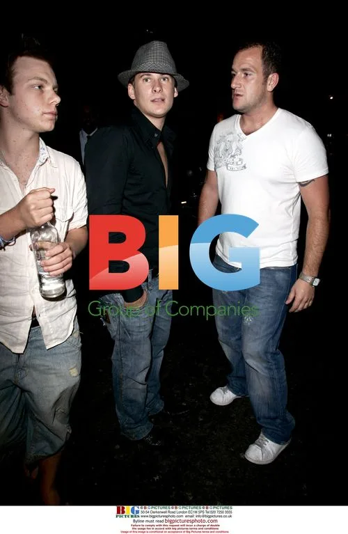 Lee Ryan of Blue Enjoys Night Out with Bandmates