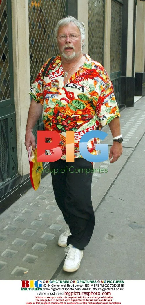 Bill Oddie leaving the Ivy restaurant