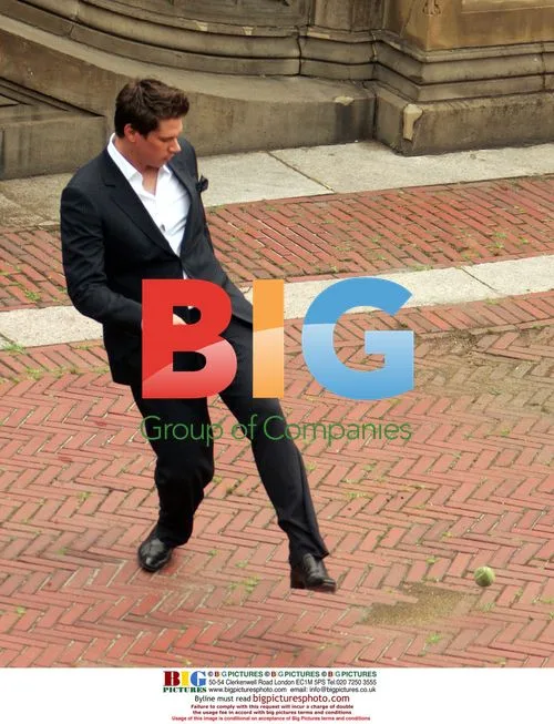 Il Divo Pose for Photo Shoot in Central Park