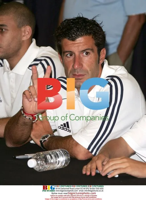 Real Madrid Soccer Team Signing Autographs