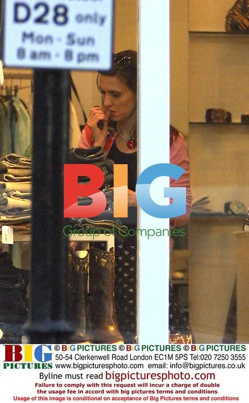 Jayne Middlemiss Shopping for New Clothes