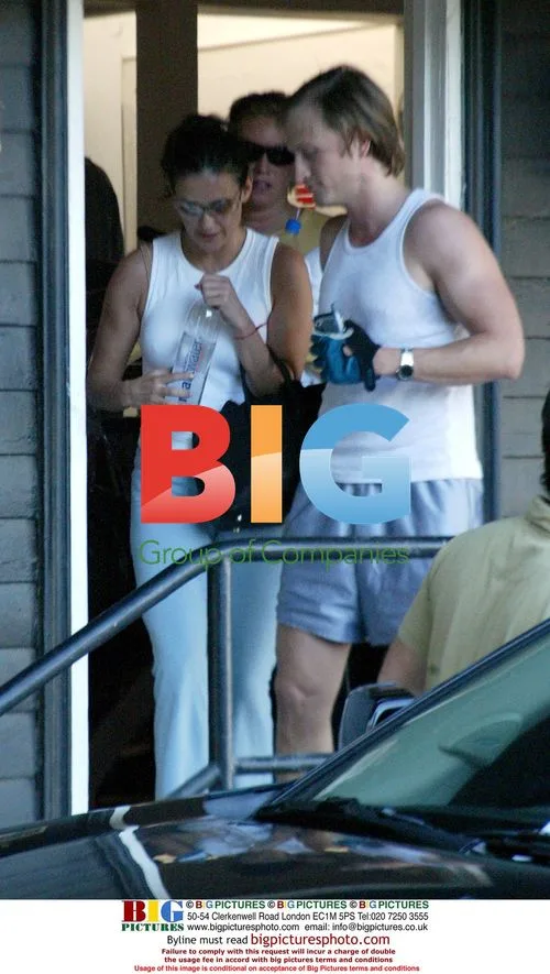 Demi Moore leaving nail salon and going to gym