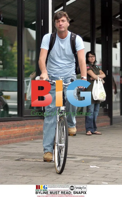 TV Host Richard Madeley Cycles for Shopping