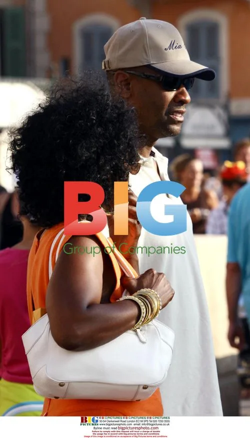 Denzel Washington and Pauletta Pearson shopping in Saint Tropez