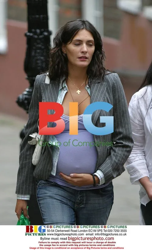 Robert Pires's pregnant girlfriend Jessica Lemaire shopping