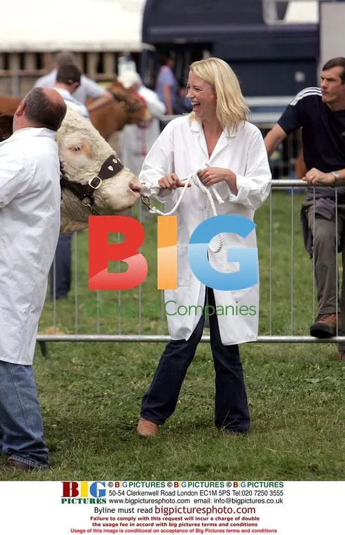 Sara Cox Supports Farmer Dad at Royal Lancs Show