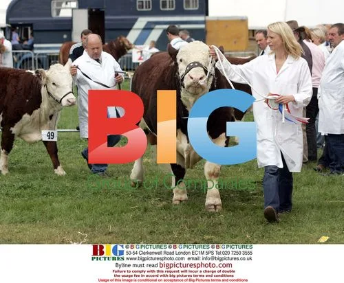 Sara Cox Supports Dad at Royal Lancs Show