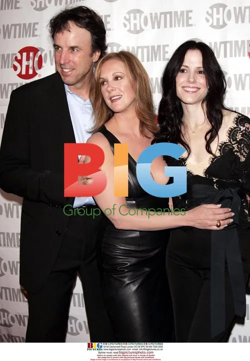 Kevin Nealon, Elizabeth Perkins, Mary-Louise Parker at TV Premiere