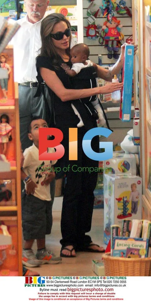 Angelina Jolie with kids at Malibu toy shop
