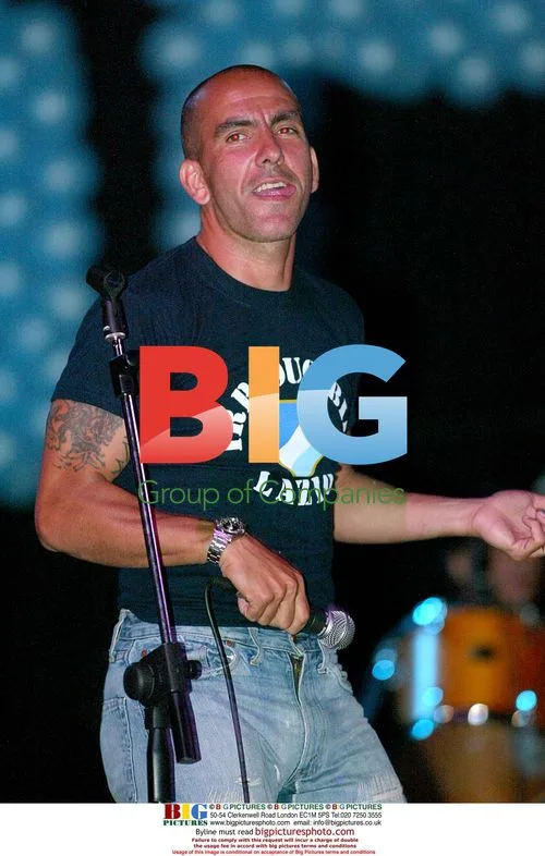 Footballer Proves Rock Star Aspirations