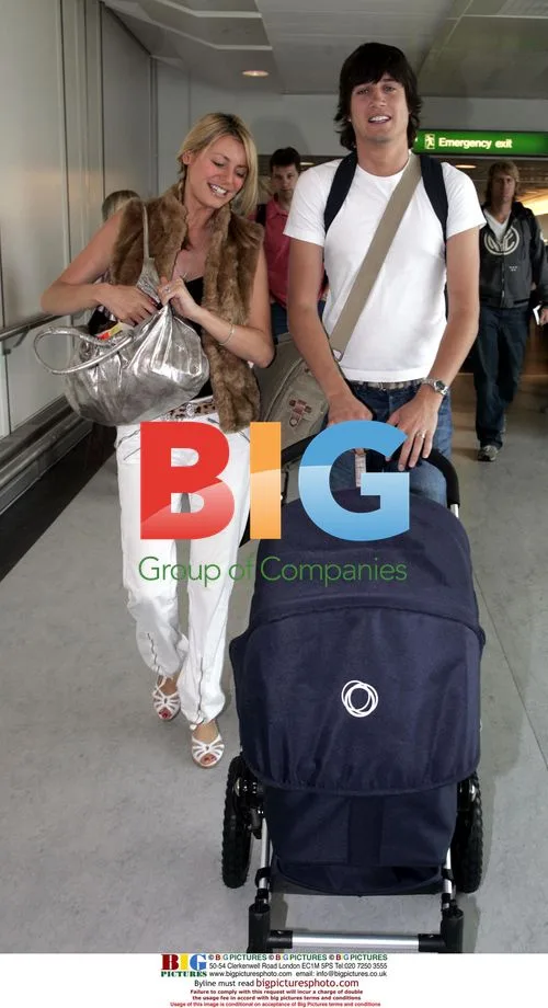 Tess Daly and Vernon Kaye return home with baby