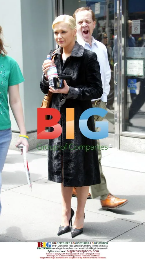 Suzanne Shaw has tourist day in NYC