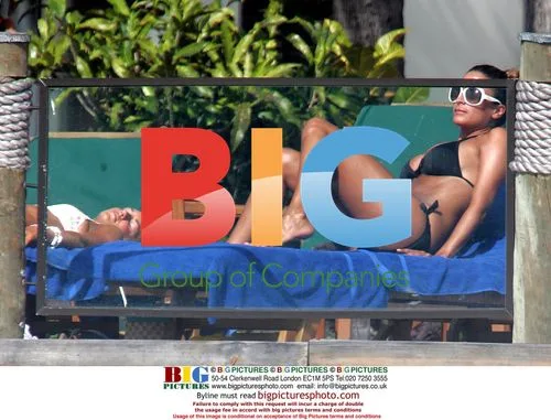 Celebrity Love Island stars sunbathe in Fiji