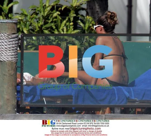 Rebecca Loos and Isabella Hervey Sunbathing in Fiji