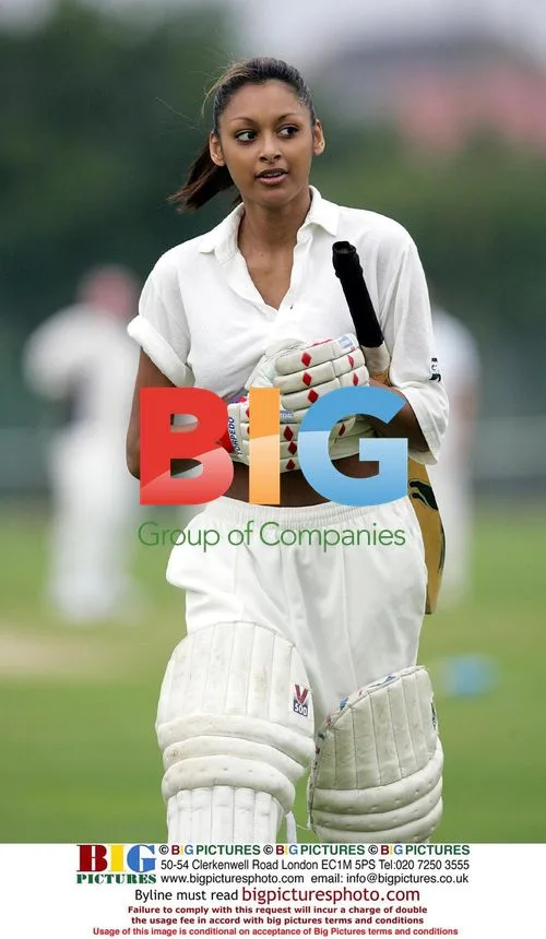 Sarah Lawrence plays in Hollyoaks charity cricket match