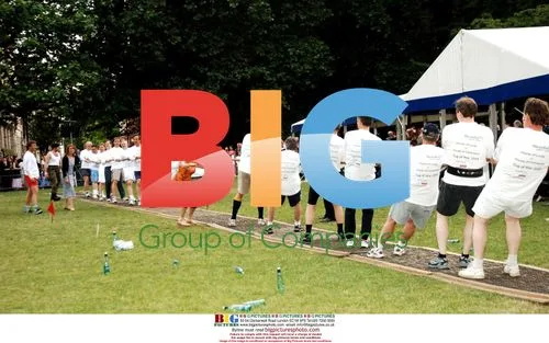 Celebrities at Annual Tug of War