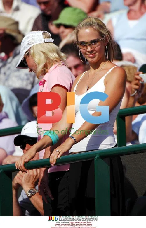 Lleyton Hewitt's Pregnant Fiancee Bec Cartwright