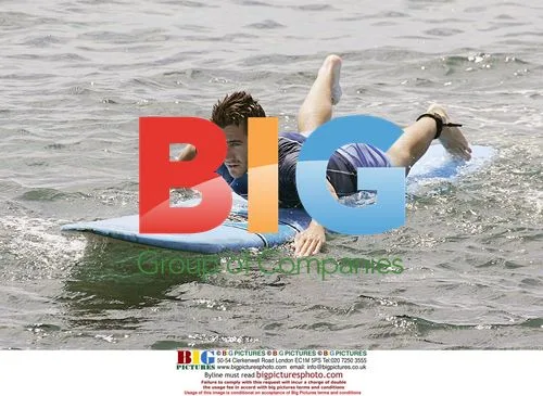 Jake Gyllenhall Surfing in Maui