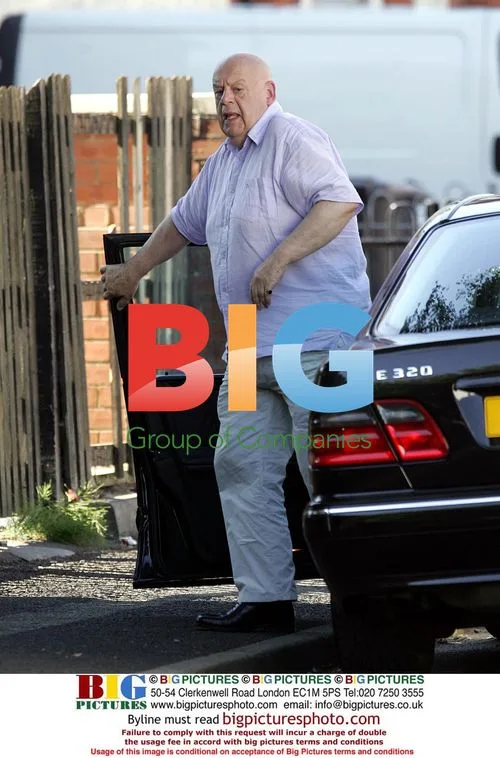 Coronation Street Cast on Location