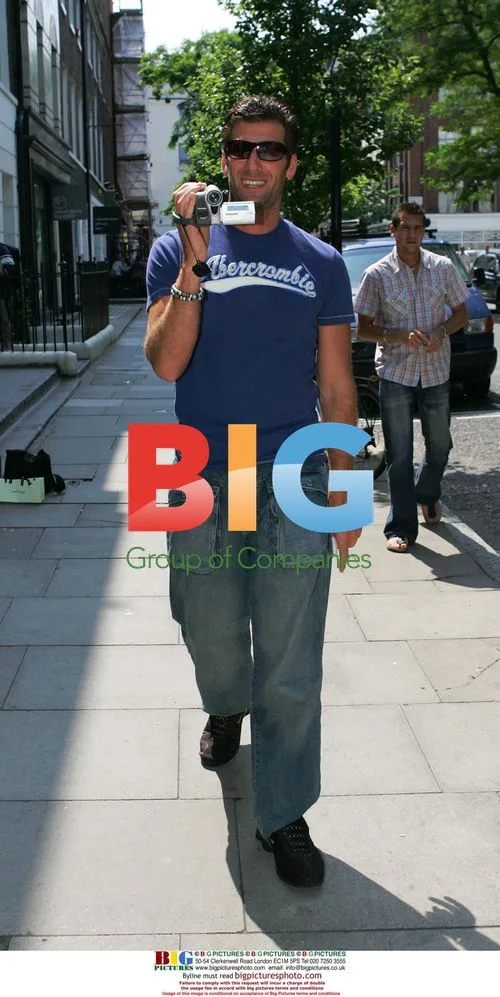 Roberto Conte Leaves Radio 1 Studios