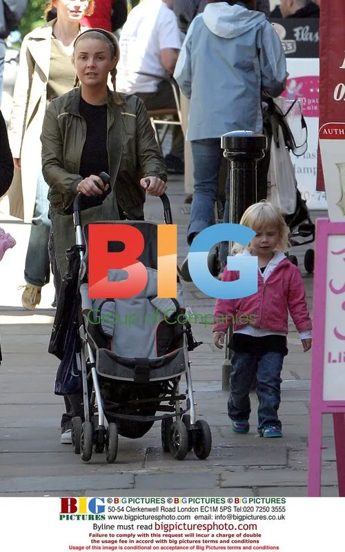 Gail Porter and Daughter Out for Walk