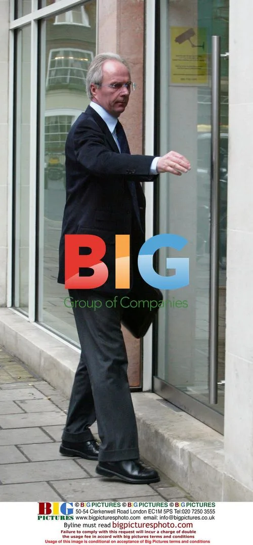 England manager Sven Goran Eriksson arrives at FA office