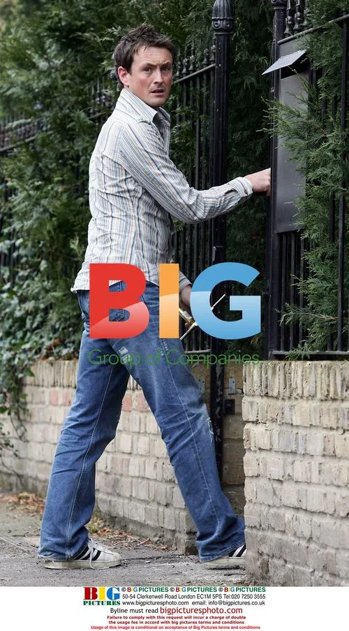 Dave Morgan arrives at Essex home