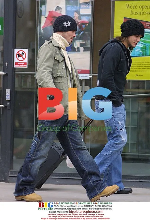 Freddie Ljungberg out with brother