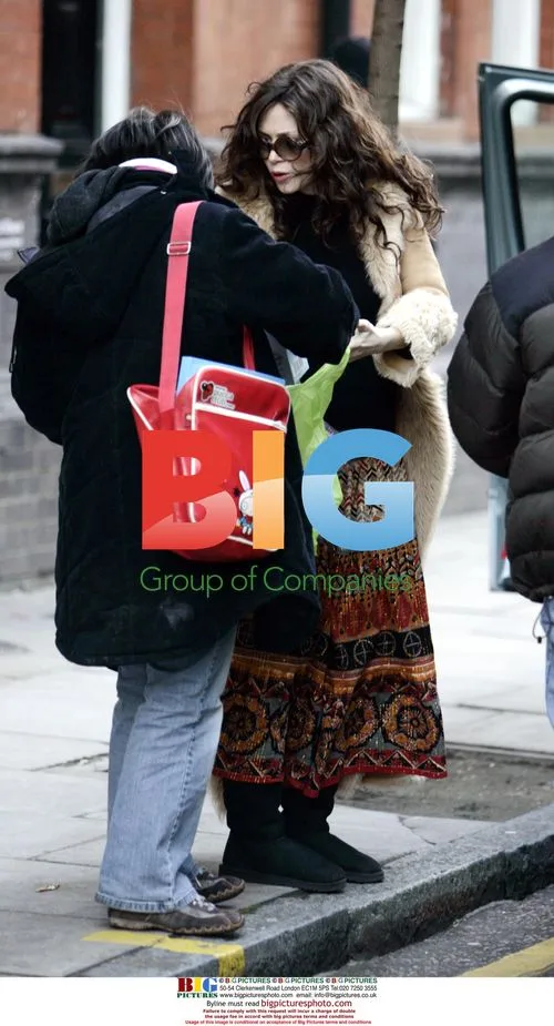 Anna Friel Pregnant Out Shopping