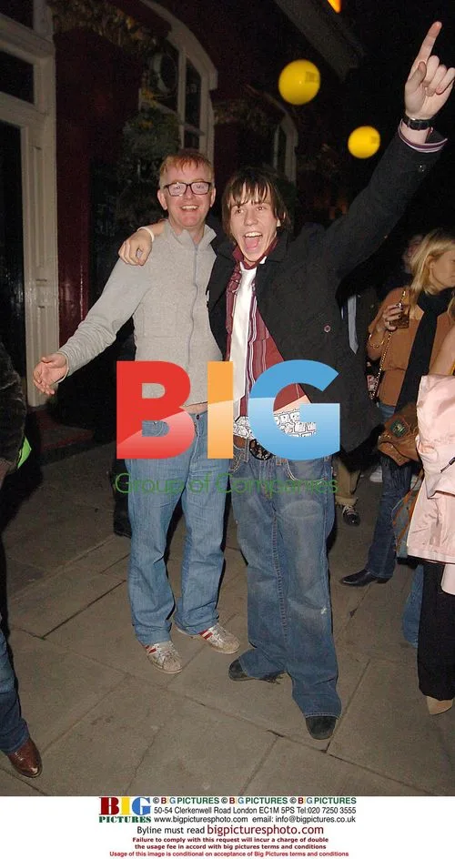 Chris Evans & friends pub crawl