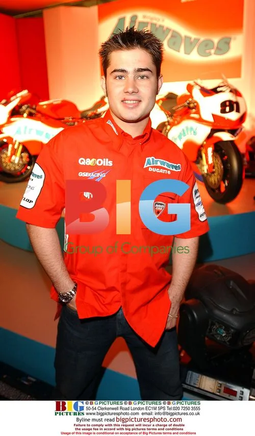 Leon Haslam and Airwaves Ducati Grid Girls